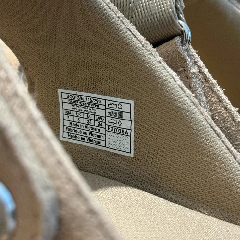 UGG Goldenstar Glide Sandals in Tan - Picture 5 of 10